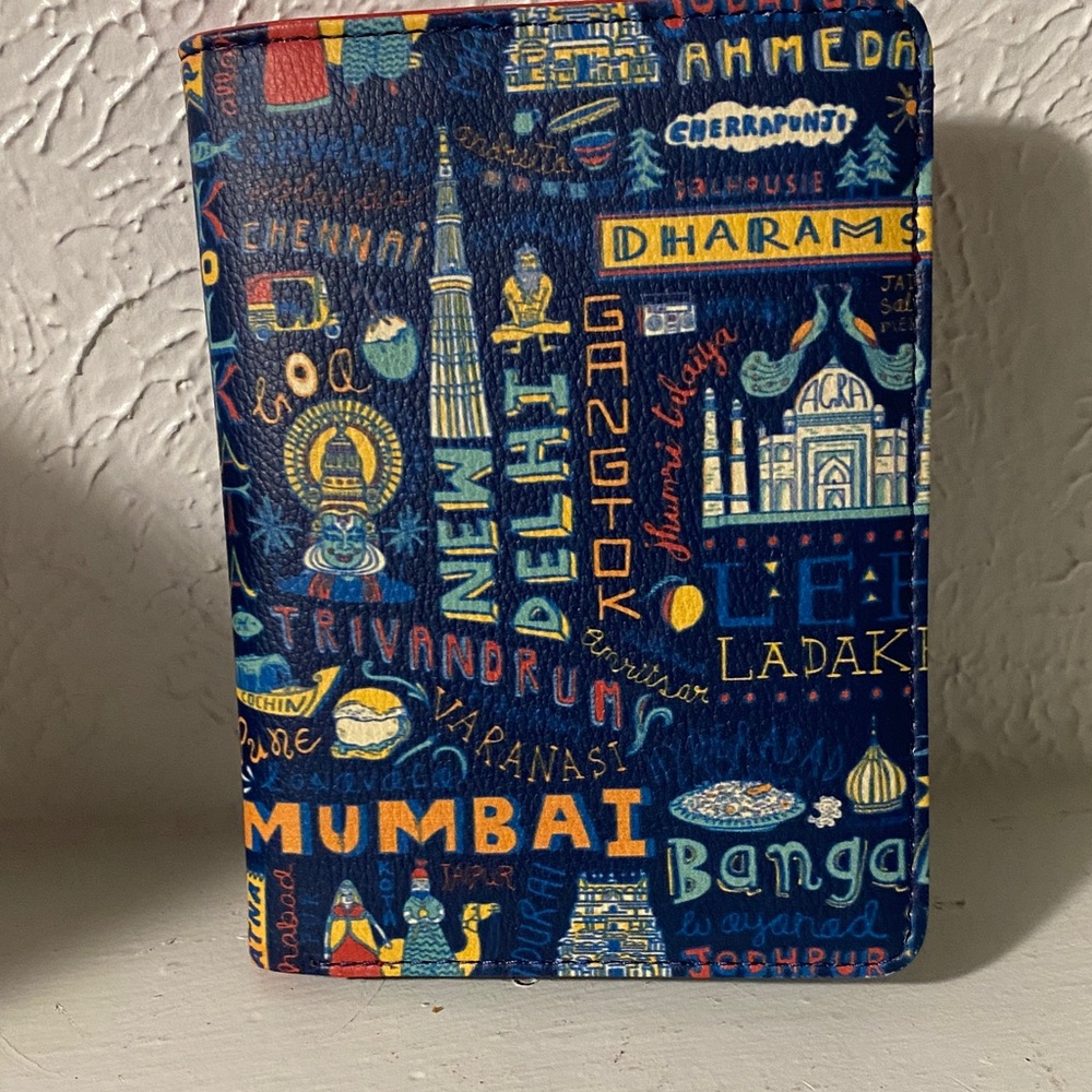 Colorful Graphic Key & Card Holder